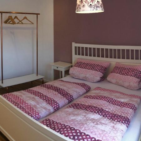 קנזינגן Ferienwohnung Morgensonne מראה חיצוני תמונה